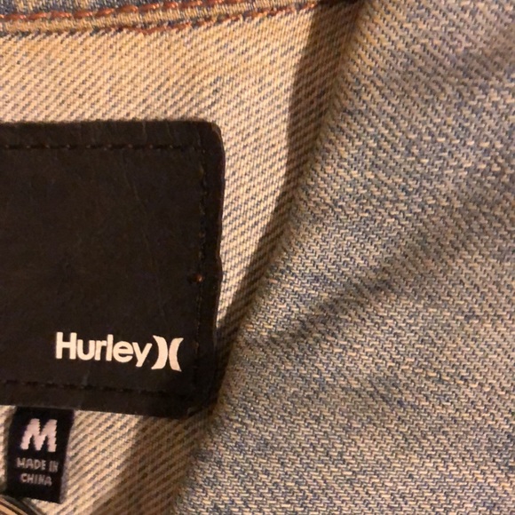 HURLEY- Distressed Crop Vest - Picture 6 of 6